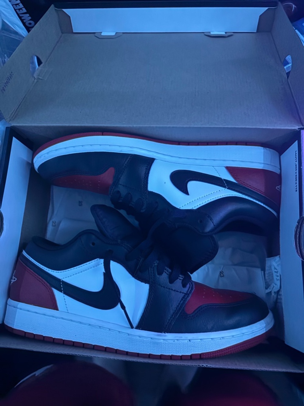 Nike Air Jordan 1 Low - Black / White / Red